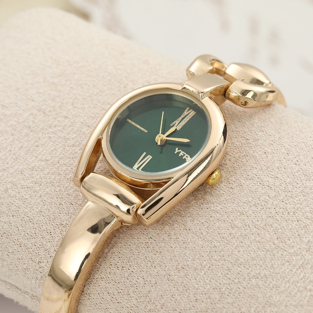 Vintage Round Bracelet Watch E - Jewelry Watches Vintage 评论和价格